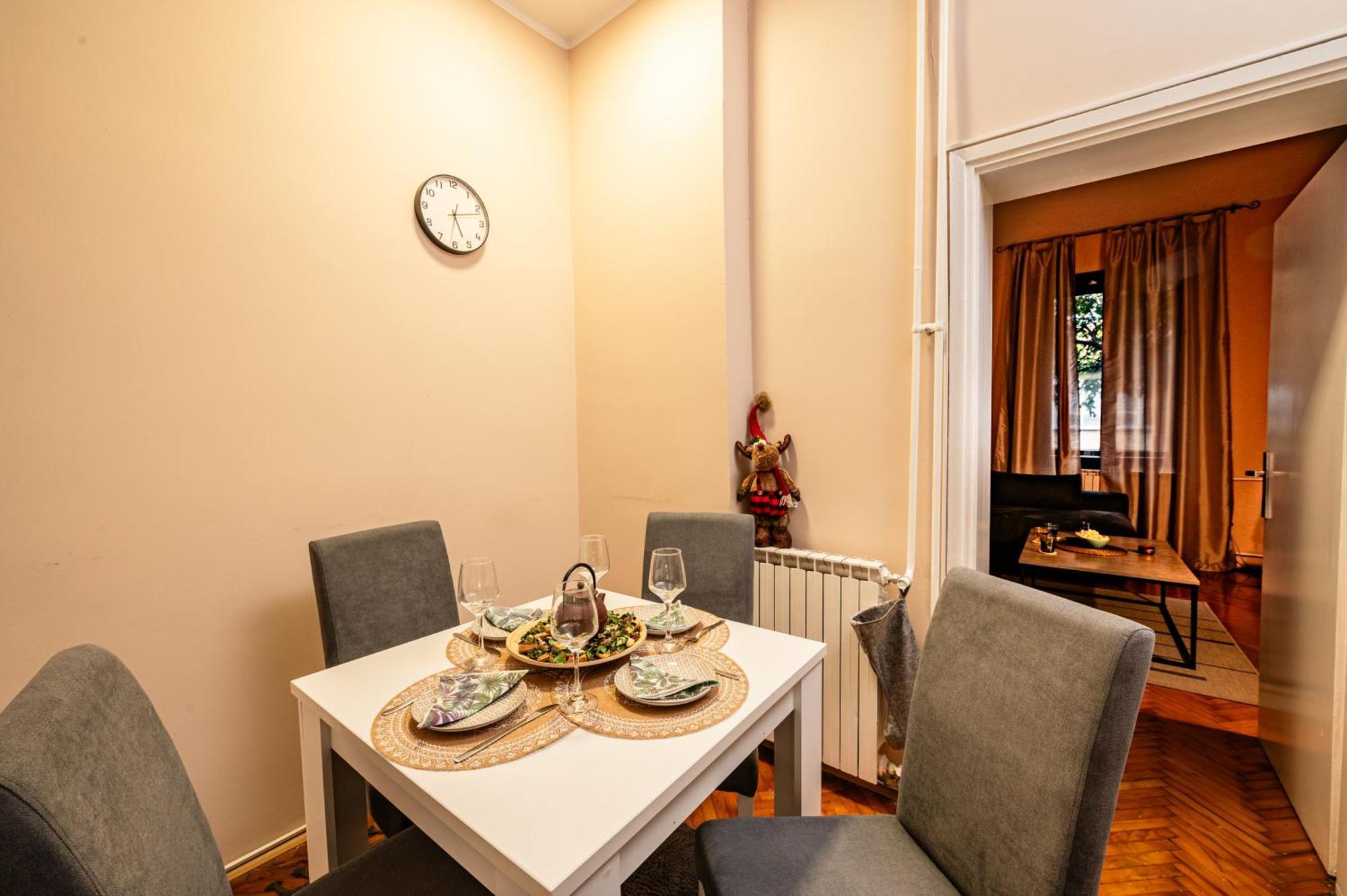 Cozy Apartment In City Center 贝尔格莱德 外观 照片