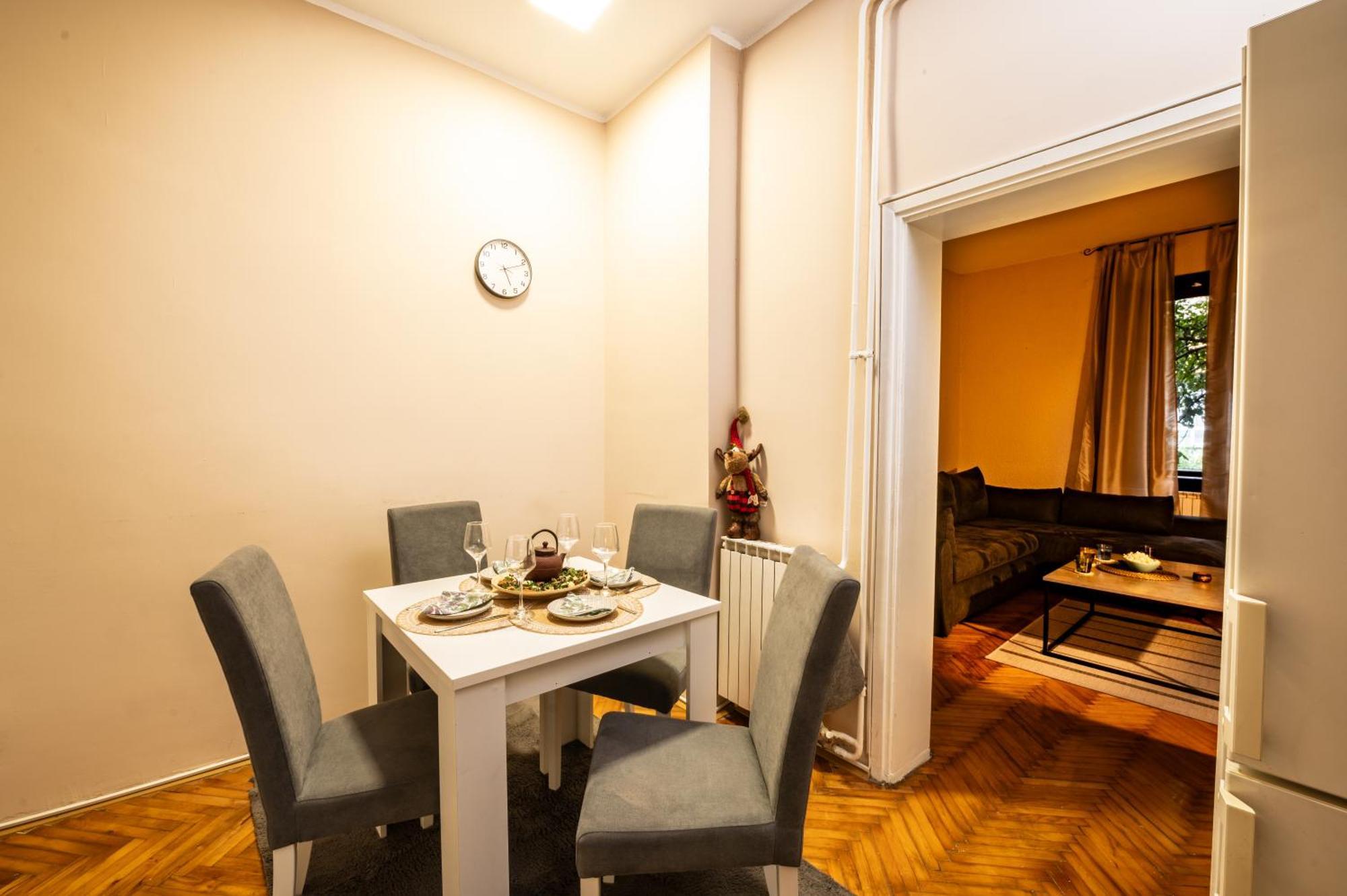Cozy Apartment In City Center 贝尔格莱德 外观 照片
